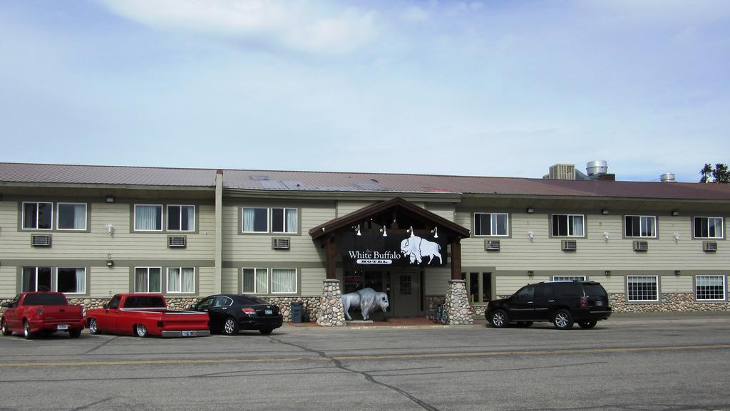 White Buffalo Hotel Уест Йелоустоун Екстериор снимка
